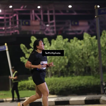 Runner Photo 4707476