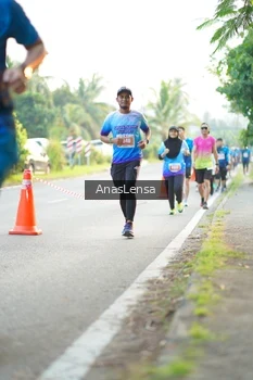 Runner Photo 4707499