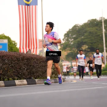 Runner Photo 4707507