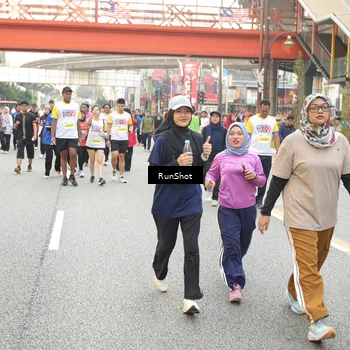 Runner Photo 4707578