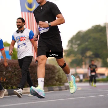 Runner Photo 4707600