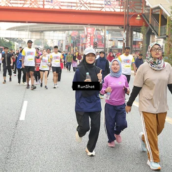 Runner Photo 4707635