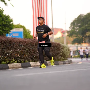 Runner Photo 4707655