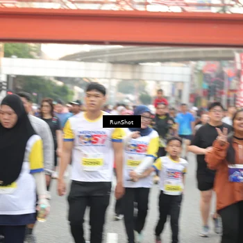 Runner Photo 4707680