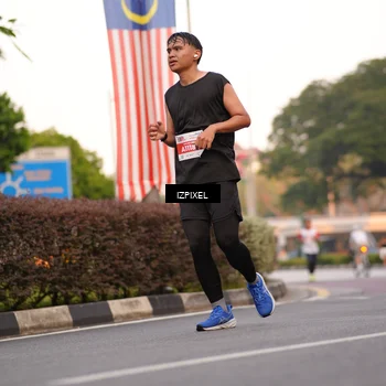 Runner Photo 4707708