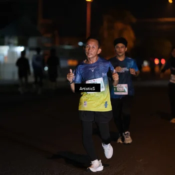 Runner Photo 4707710