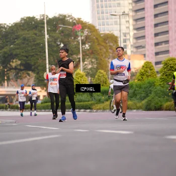 Runner Photo 4707716