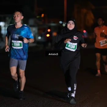 Runner Photo 4707720