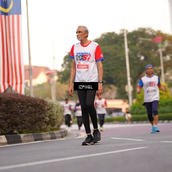 Runner Photo 4707745