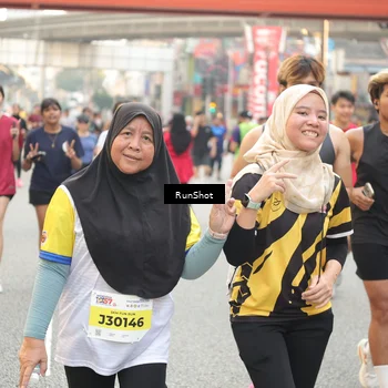 Runner Photo 4707800