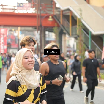 Runner Photo 4707823