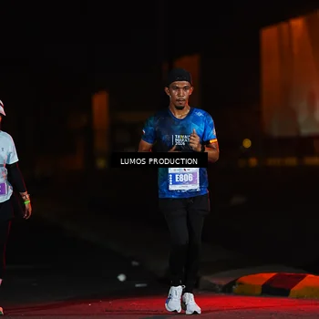 Runner Photo 4707882