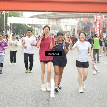 Runner Photo 4707885