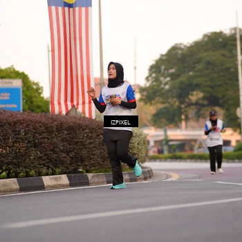 Runner Photo 4707887