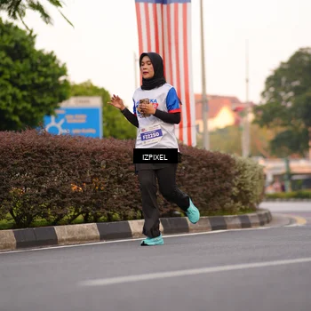 Runner Photo 4707913