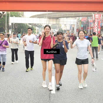Runner Photo 4707981