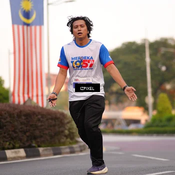 Runner Photo 4707990