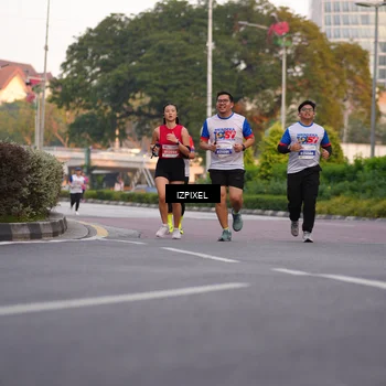 Runner Photo 4708011