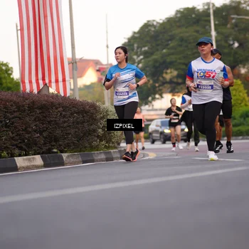 Runner Photo 4708072