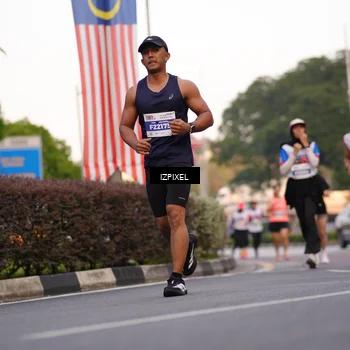 Runner Photo 4708120