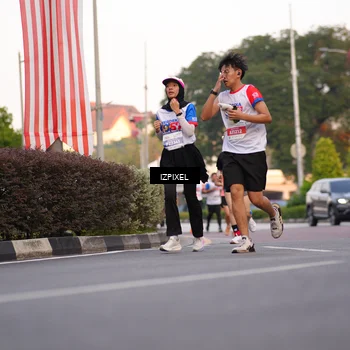 Runner Photo 4708123
