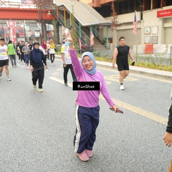 Runner Photo 4708143