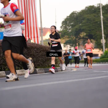 Runner Photo 4708145