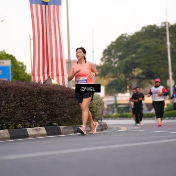 Runner Photo 4708172
