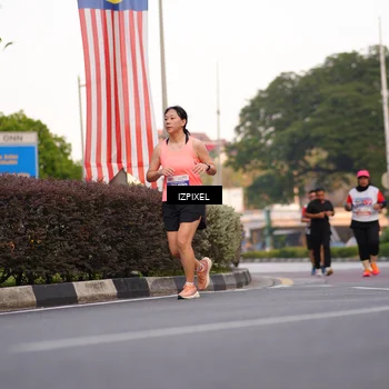 Runner Photo 4708174
