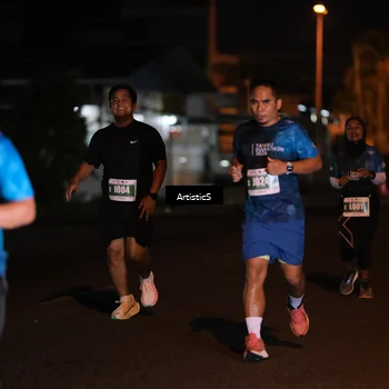 Runner Photo 4708175