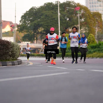 Runner Photo 4708194