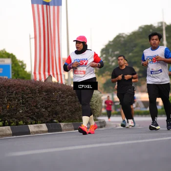 Runner Photo 4708206