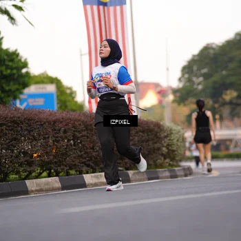 Runner Photo 4708255