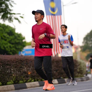 Runner Photo 4708285