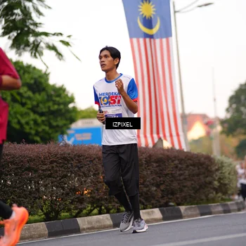 Runner Photo 4708311