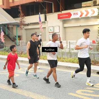 Runner Photo 4708329