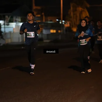 Runner Photo 4708351