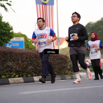 Runner Photo 4708352