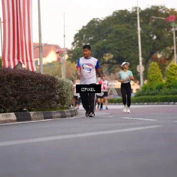 Runner Photo 4708391