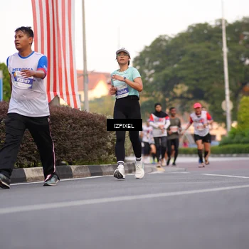 Runner Photo 4708419