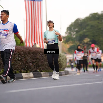 Runner Photo 4708426