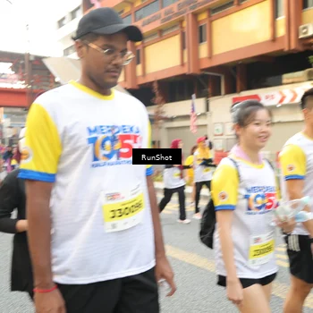 Runner Photo 4708444