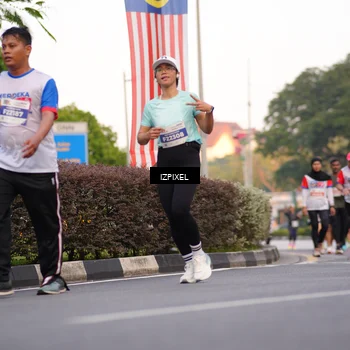 Runner Photo 4708450