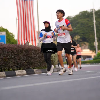 Runner Photo 4708460