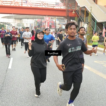 Runner Photo 4708467