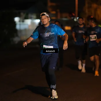 Runner Photo 4708474