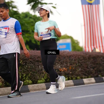 Runner Photo 4708475