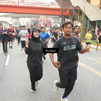 Runner Photo 4708517