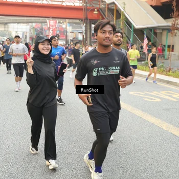 Runner Photo 4708523