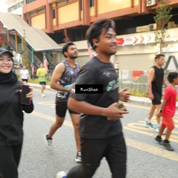 Runner Photo 4708545